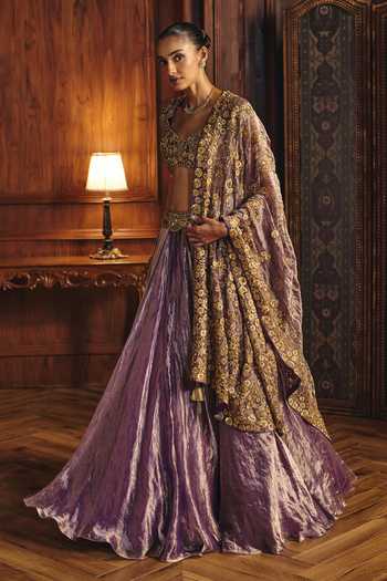 Mahima Mahajan Purple Silk, Tissue Sweetheart Neck Inaam Embroidered Blouse Lehenga Set at Aza Fashions Mahima Mahajan_Purple Silk, Tissue Sweetheart Neck Inaam Embroidered Blouse Lehenga Set _at_Aza_Fashions