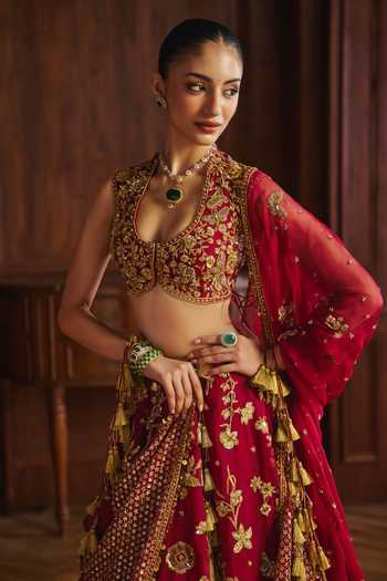 Buy_Mahima Mahajan_Red Silk Organza Round Neck Nooran Embroidered Lehenga Set _Online_at_Aza_Fashions
