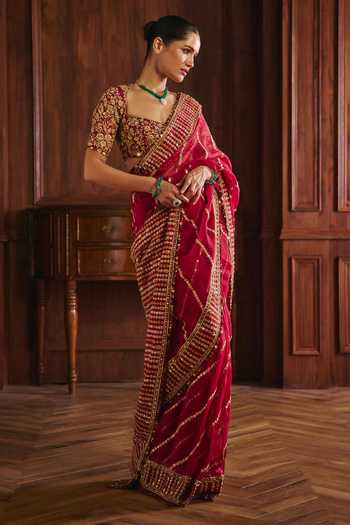 Buy_Mahima Mahajan_Red Silk Organza Sweetheart Neck Radha Saree With Blouse _Online_at_Aza_Fashions
