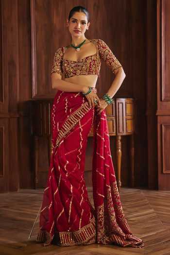 Shop_Mahima Mahajan_Red Silk Organza Sweetheart Neck Radha Saree With Blouse _Online_at_Aza_Fashions
