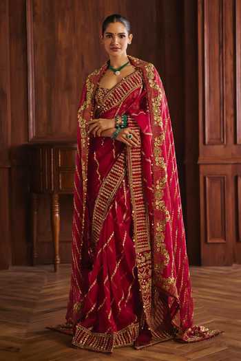 Shop_Mahima Mahajan_Red Silk Organza Sweetheart Neck Radha Saree Set With Dupatta 