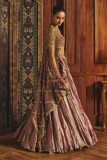 Mahima Mahajan_Pink Silk, Tissue Sweetheart Neck Sanaya Embroidered Blouse Lehenga Set _Online_at_Aza_Fashions