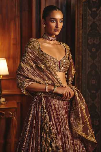 Buy Mahima Mahajan Red Silk, Tissue Sweetheart Neck Tasneem Embroidered Lehenga Set Online at Aza Fashions Buy_Mahima Mahajan_Red Silk, Tissue Sweetheart Neck Tasneem Embroidered Lehenga Set _Online_at_Aza_Fashions