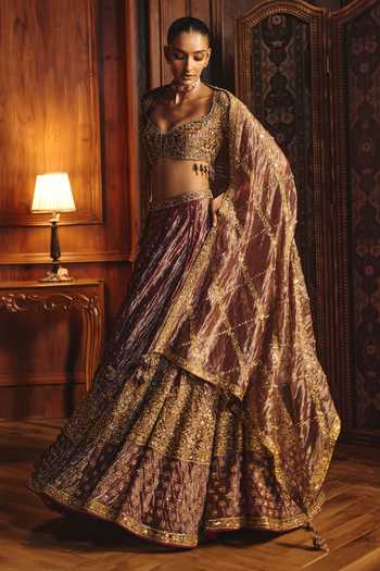 Mahima Mahajan Red Silk, Tissue Sweetheart Neck Tasneem Embroidered Lehenga Set at Aza Fashions Mahima Mahajan_Red Silk, Tissue Sweetheart Neck Tasneem Embroidered Lehenga Set _at_Aza_Fashions