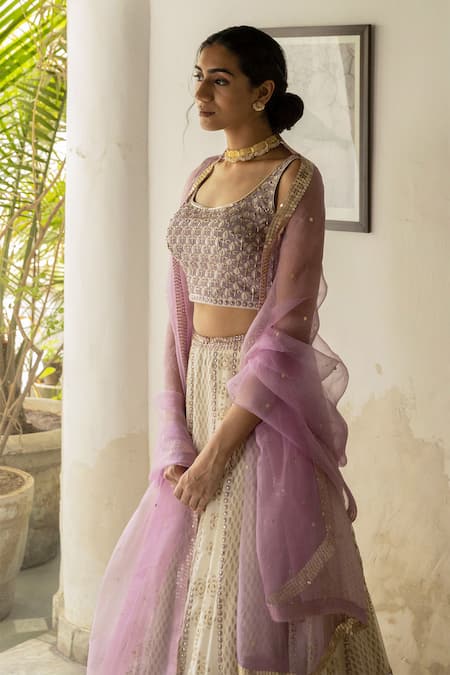 Shop Surbhi Gupta White Georgette Scoop Neck Printed Lehenga Set Online at Aza Fashions Shop_Surbhi Gupta_White Georgette Scoop Neck Printed Lehenga Set _Online_at_Aza_Fashions