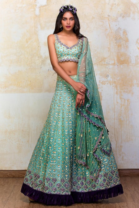 Izzumi Mehta Green Lehenga And Blouse Organza Dupatta Net Leaf Neck Embellished Bridal Set 