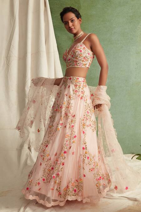 Priyanka Jain Pink Organza, Chanderi V Neck Embroidered Bridal Lehenga Set Online at Aza Fashions Priyanka Jain_Pink Organza, Chanderi V Neck Embroidered Bridal Lehenga Set _Online_at_Aza_Fashions