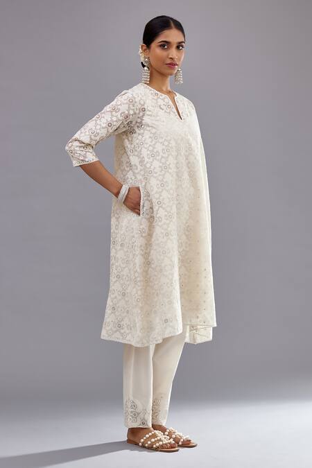Buy_Kora_Off White Cotton Sequins, Tassels Split V-neck Chanderi Straight Kurta Pant Set _Online_at_Aza_Fashions