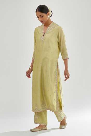 Buy_Kora_Green , Organza Gota Patti, Tassels, Chanderi Straight Kurta Set _Online_at_Aza_Fashions