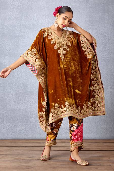 Buy_Torani_Yellow Silk Velvet And Cotton Voile Digital Print, Gota Aftaabi Kaftan & Pant Set _Online_at_Aza_Fashions