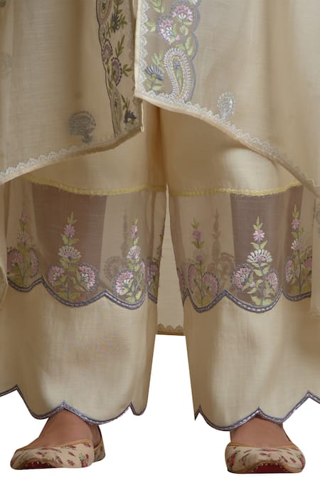 Shop Sue Mue Off White Handloom Cotton, Silk Organza V Neck Jacket Kurta Pant Set Online at Aza Fashions Shop_Sue Mue_Off White Handloom Cotton, Silk Organza V Neck Jacket Kurta Pant Set _Online_at_Aza_Fashions