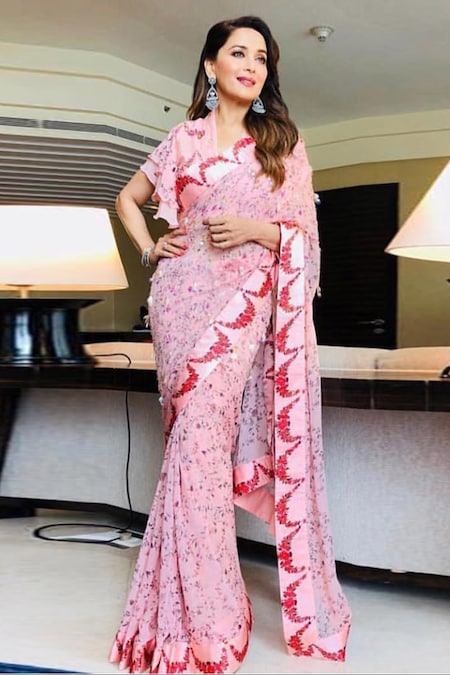 Nikasha Pink Chiffon V Neck Hand Painted Saree With Blouse 