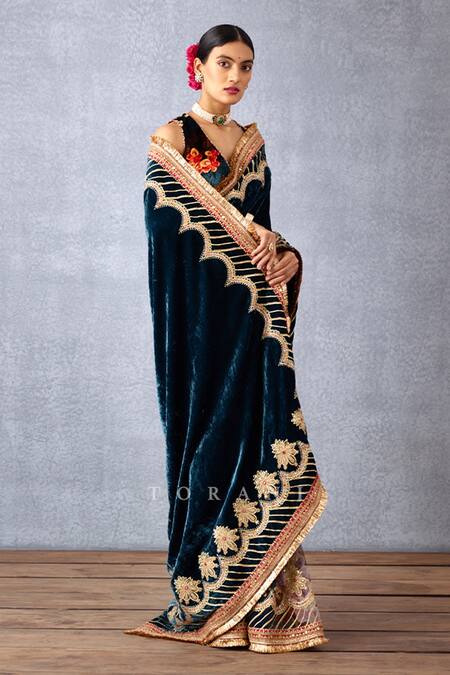 Pure 9000 Velvet Material Base Blue Designer Saree With Heavy Embroidered  Blouse – Kaleendi