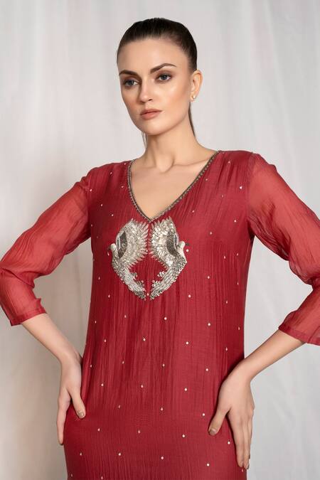 Shop Amrta By Guneet Kondal Pink Cotton, Silk, Viscose Beads, Zari V-neck Sequin Embroidered Dress Online at Aza Fashions Shop_Amrta By Guneet Kondal_Pink Cotton, Silk, Viscose Beads, Zari V-neck Sequin Embroidered Dress _Online_at_Aza_Fashions