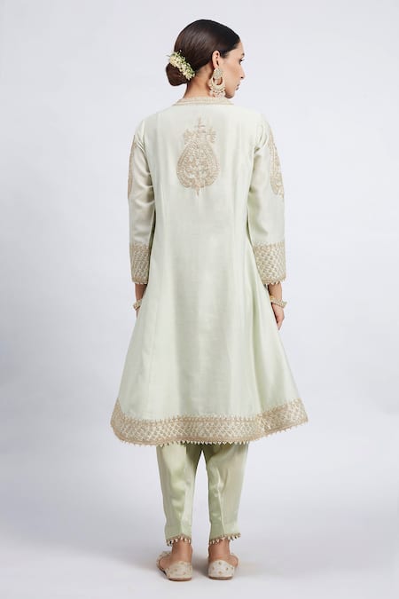 Shop Sheetal Batra Green Kurta Chanderi Salwar - Bamber Satin Dupatta Rahbya Set at Aza Fashions Shop_Sheetal Batra_Green Kurta Chanderi Salwar - Bamber Satin Dupatta Rahbya Set_at_Aza_Fashions