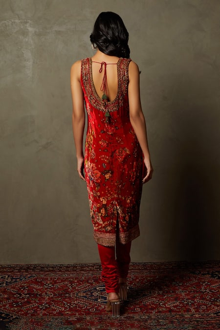 Shop RI.Ritu Kumar Red Churidar Satin Lycra, Dupatta Chinon, Embroidered Set at Aza Fashions Shop_RI.Ritu Kumar_Red Churidar Satin Lycra, Dupatta Chinon, Embroidered Set _at_Aza_Fashions