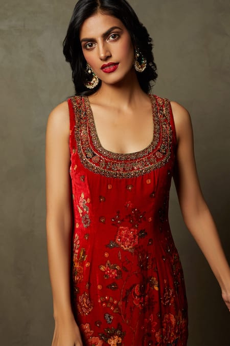 Shop RI.Ritu Kumar Red Churidar Satin Lycra, Dupatta Chinon, Embroidered Set Online at Aza Fashions Shop_RI.Ritu Kumar_Red Churidar Satin Lycra, Dupatta Chinon, Embroidered Set _Online_at_Aza_Fashions