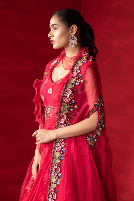 Miku Kumar_Red Net, Tissue, Georgette Thread, Sequin And Cut Dana Embroidered Saree Set _Online_at_Aza_Fashions