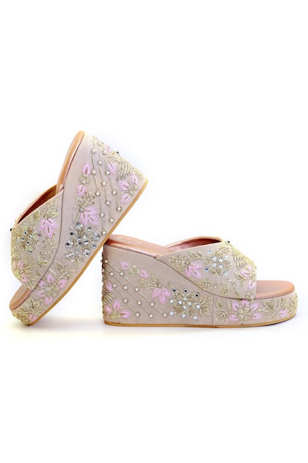 Shiveen Shiveen Kanak Mayoor Embellished Wedges 