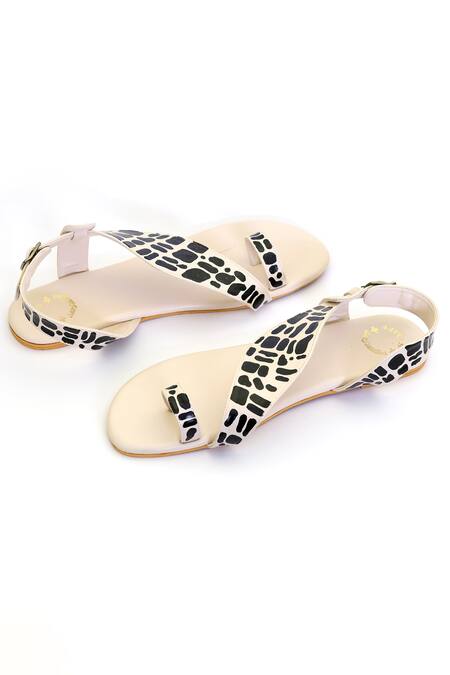 Shiveen Shiveen_Cream Hand Painted Tapestry Flats_Online_at_Aza_Fashions