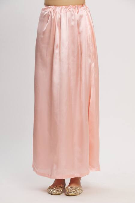 Shop_Neha Khullar_Peach Silk, Organza V Neck Saree With Blouse _Online_at_Aza_Fashions