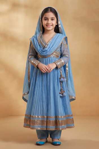 Hirika & Dhruti Metal Tikki Angarkha Pant & Dupatta Set For Kids