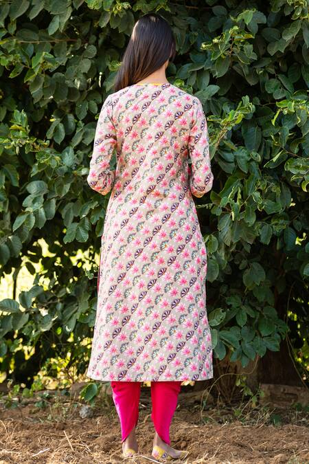 Rang Swati Vijaivargie Chanderi Kurta & Dhoti Pant Set 