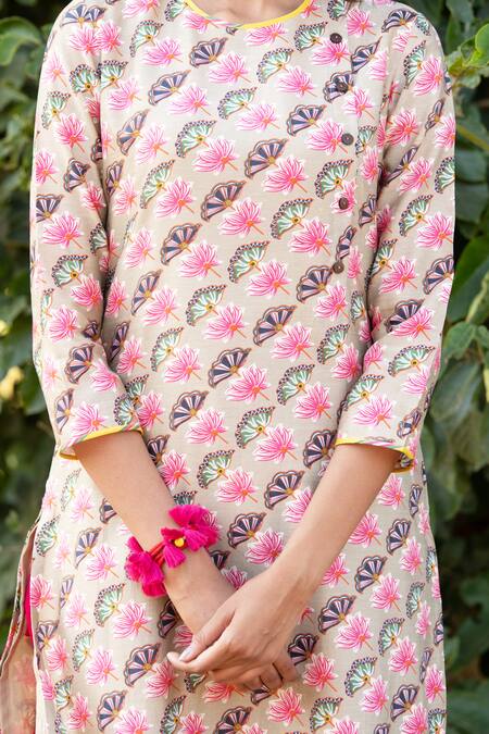 Rang Swati Vijaivargie_Beige Modal Satin, Silk Chanderi Round Kurta And Dhoti Pant Set _at_Aza_Fashions