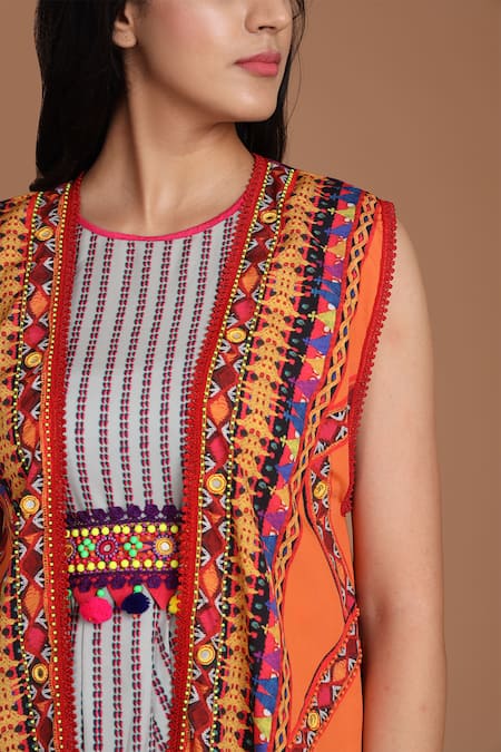 Preeti S Kapoor Grey Crepe Round Printed Draped Dress With Cape at Aza Fashions Preeti S Kapoor_Grey Crepe Round Printed Draped Dress With Cape _at_Aza_Fashions