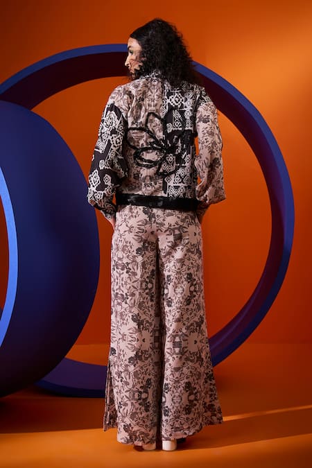 Shop The Dramebaaz CO Black Muslin Sequins Collared, V-neck Abstract Print Jacket And Pant Set at Aza Fashions Shop_The Dramebaaz CO_Black Muslin Sequins Collared, V-neck Abstract Print Jacket And Pant Set _at_Aza_Fashions