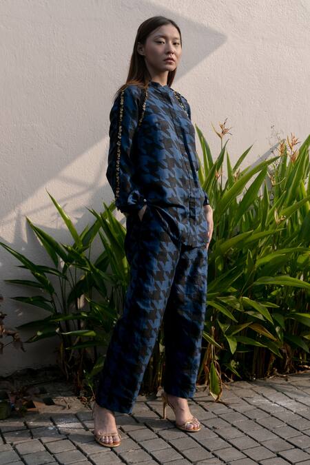 Shop Kavya Singh Kundu Black Silk Sequins Mandarin Collar Hunter Mulberry Block Print Shirt With Pant at Aza Fashions Shop_Kavya Singh Kundu_Black Silk Sequins Mandarin Collar Hunter Mulberry Block Print Shirt With Pant _at_Aza_Fashions