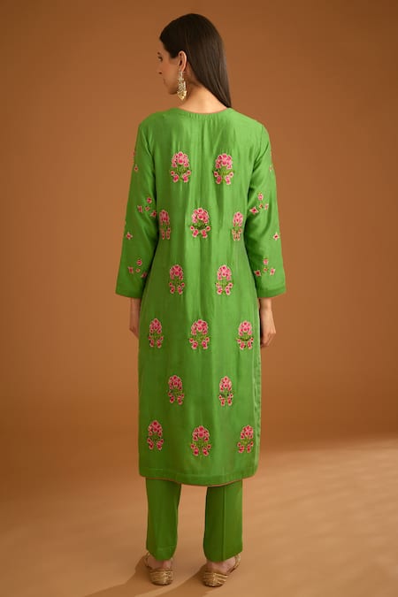 Shop Shyam Narayan Prasad Green Chanderi Embroidery Round Neck Kurta Set at Aza Fashions Shop_Shyam Narayan Prasad_Green Chanderi Embroidery Round Neck Kurta Set _at_Aza_Fashions
