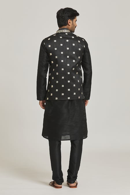 Samyukta Singhania Star Embroidered Black Bundi Set 