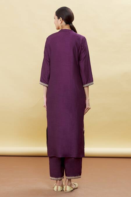 Shop Samyukta Singhania Magenta Polyester, Net Embroidery Split V-neck Floral Pattern Straight Kurta Set at Aza Fashions Shop_Samyukta Singhania_Magenta Polyester, Net Embroidery Split V-neck Floral Pattern Straight Kurta Set_at_Aza_Fashions