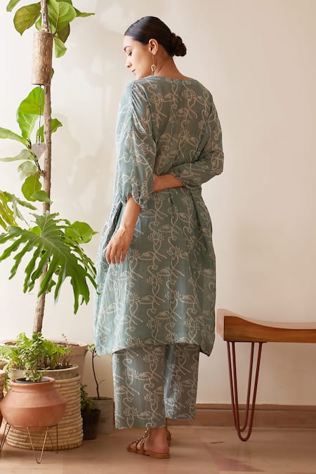 Shop Rekha Agra Blue Cotton, Chanderi Sequins, Zari Round Printed Anti-fit Kimono And Pant Set at Aza Fashions Shop_Rekha Agra_Blue Cotton, Chanderi Sequins, Zari Round Printed Anti-fit Kimono And Pant Set _at_Aza_Fashions