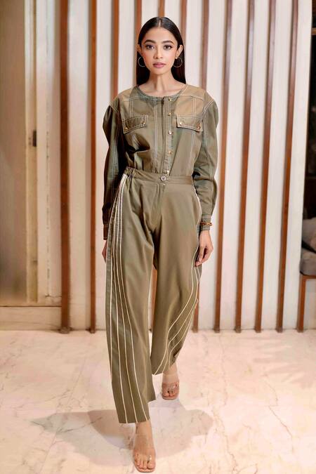 Shop_Veera Wear_Green Cotton Round Neck Game Face On Co-ord Set _at_Aza_Fashions