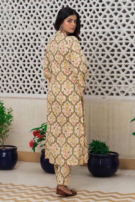 Shop Rivaaj Clothing Cream Mughal Block Print Kurta And Pant Set at Aza Fashions Shop_Rivaaj Clothing_Cream Mughal Block Print Kurta And Pant Set _at_Aza_Fashions