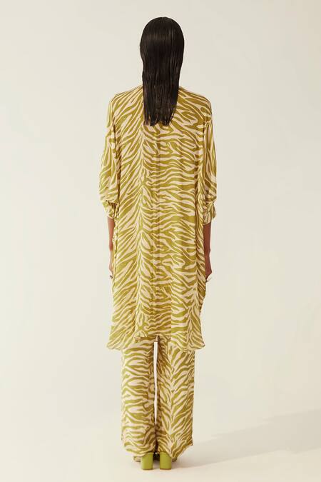 Shop Amka Green Chiffon Mirrors Scoop Neck Kasara Leopard Print Kurta With Pant at Aza Fashions Shop_Amka_Green Chiffon Mirrors Scoop Neck Kasara Leopard Print Kurta With Pant_at_Aza_Fashions