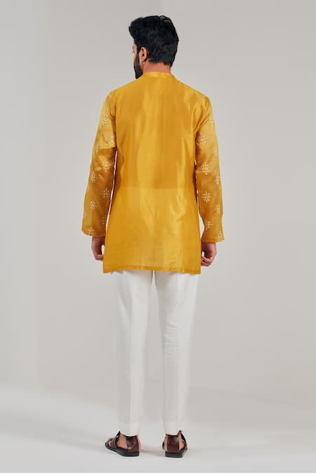 Shreyansh Designs Motif Embroidered Kurta 