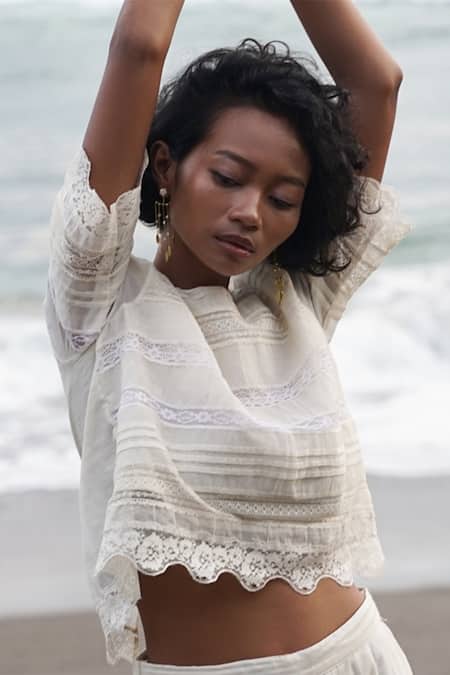 Baju Misha Lace Work Blouse 