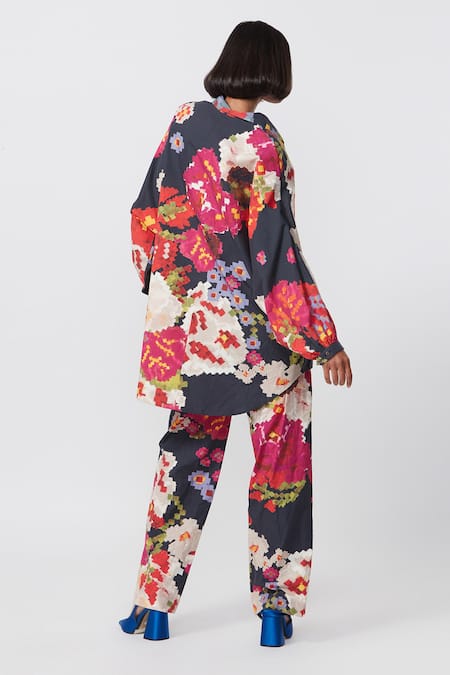 Shop_Saaksha & Kinni_Multi Color Cotton Embroidery Collared Abstract Floral Print Shirt _at_Aza_Fashions