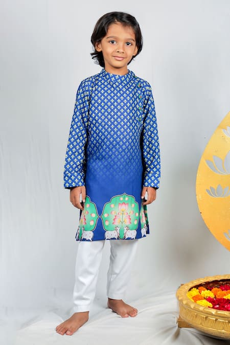 Shop Vivedkids Blue Crepe, Cotton Floral Print Kurta Set at Aza Fashions Shop_Vivedkids_Blue Crepe, Cotton Floral Print Kurta Set _at_Aza_Fashions