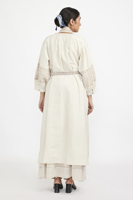 Shop_JAYATI GOENKA_White , Satin Checkered Placed Hanblock Print Kurta And Skirt Set _at_Aza_Fashions