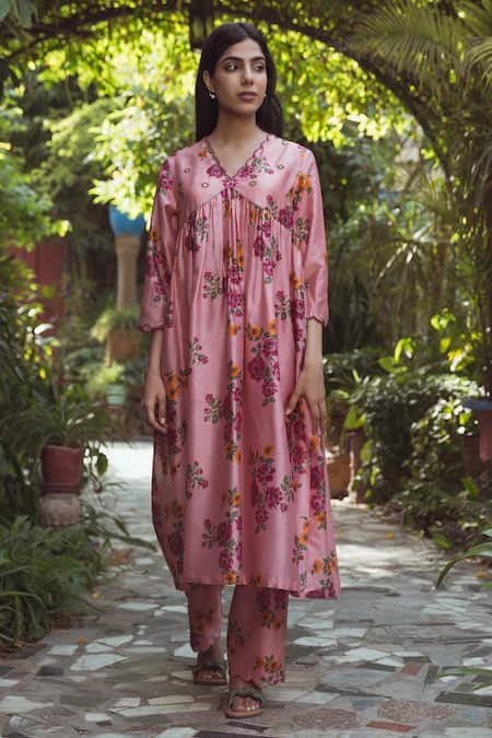 Raiman Chanderi Floral Print Gathered Kurta Set 