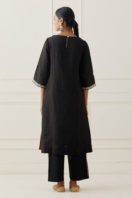 Shop_Kamaltaas_Black Linen Hand Embroidered Pittan Round Kurta  _at_Aza_Fashions