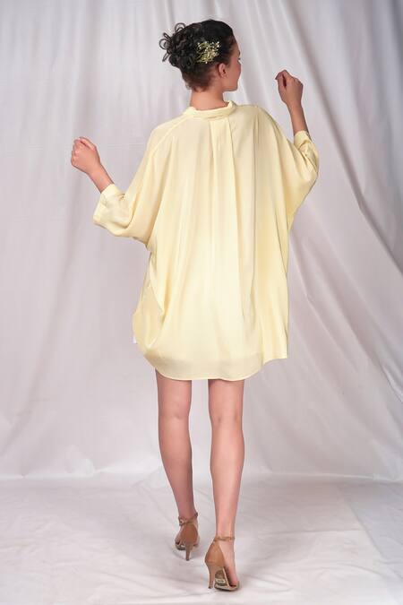 Shop Seesa Cream Crepe, Silk Embroidery Collared Applique Top at Aza Fashions Shop_Seesa_Cream Crepe, Silk Embroidery Collared Applique Top _at_Aza_Fashions