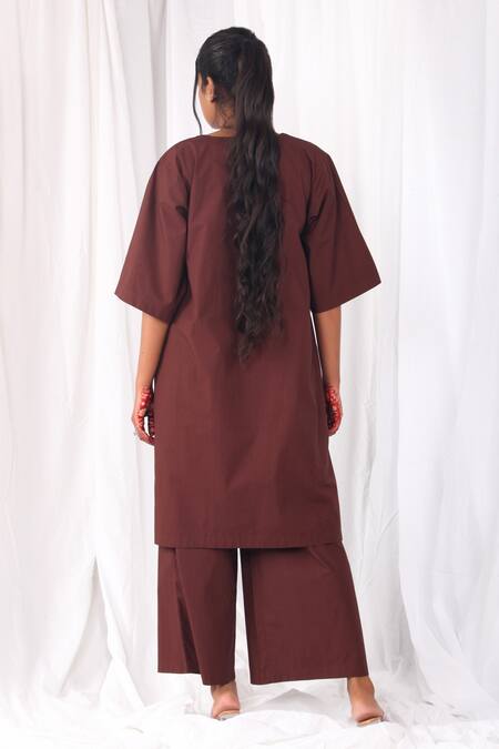 Shop Khat Maroon Poplin, Cotton Split V-neck Plain Straight Kurta And Flared Pant Set at Aza Fashions Shop_Khat_Maroon Poplin, Cotton Split V-neck Plain Straight Kurta And Flared Pant Set_at_Aza_Fashions
