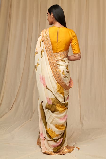 Masaba Floral Fantasy Print Saree 