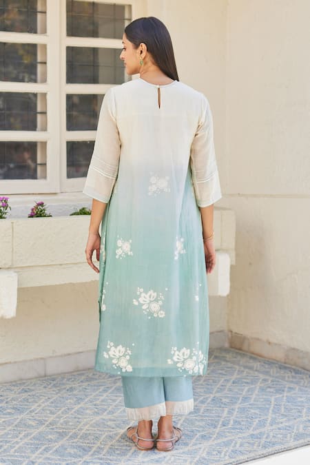 Shop Vaayu White Cotton, Muslin Embroidery Round Neck Floral Print Ombre Kurta And Pant Set at Aza Fashions Shop_Vaayu_White Cotton, Muslin Embroidery Round Neck Floral Print Ombre Kurta And Pant Set _at_Aza_Fashions