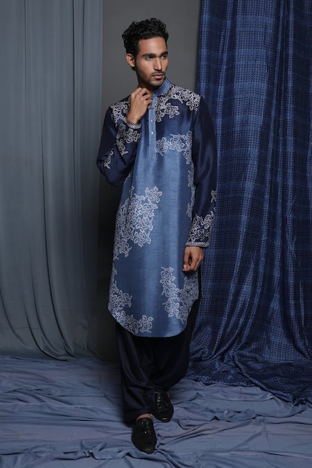Krishna Mehta Floral Pattern Kurta 
